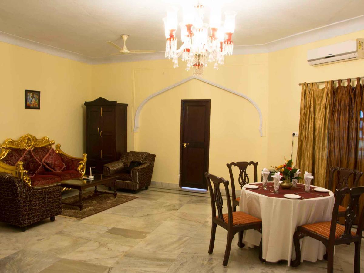 אורצ'ה V Resorts Rajmahal מראה חיצוני תמונה