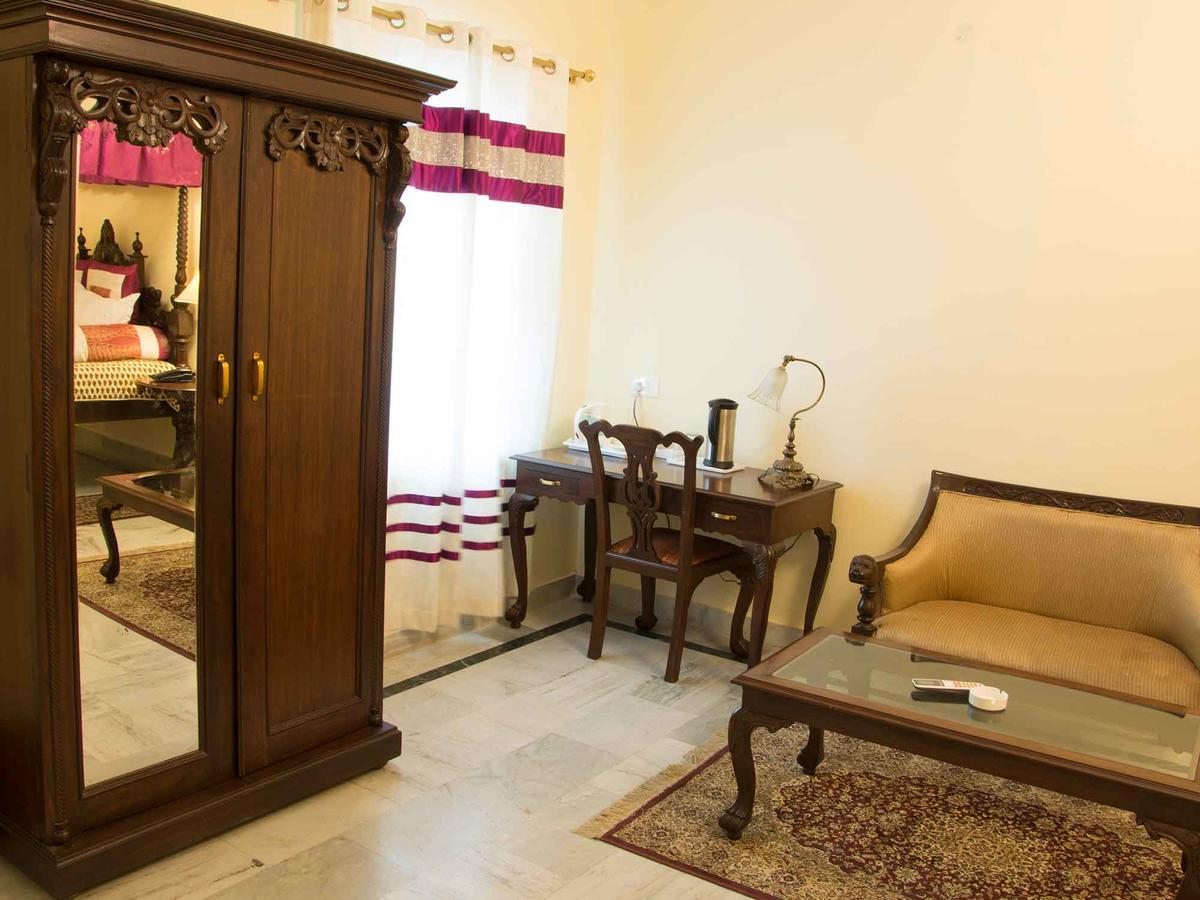 אורצ'ה V Resorts Rajmahal מראה חיצוני תמונה