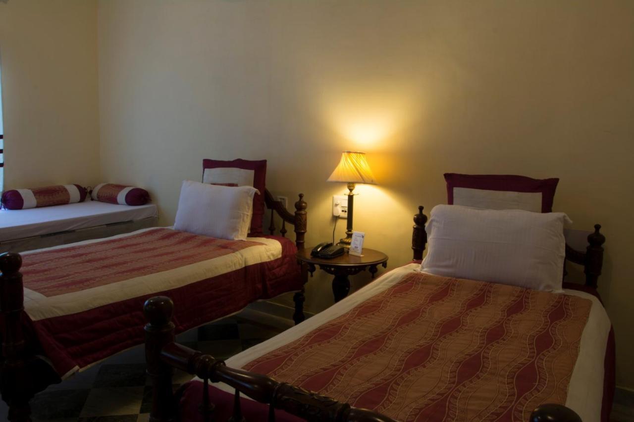 אורצ'ה V Resorts Rajmahal מראה חיצוני תמונה