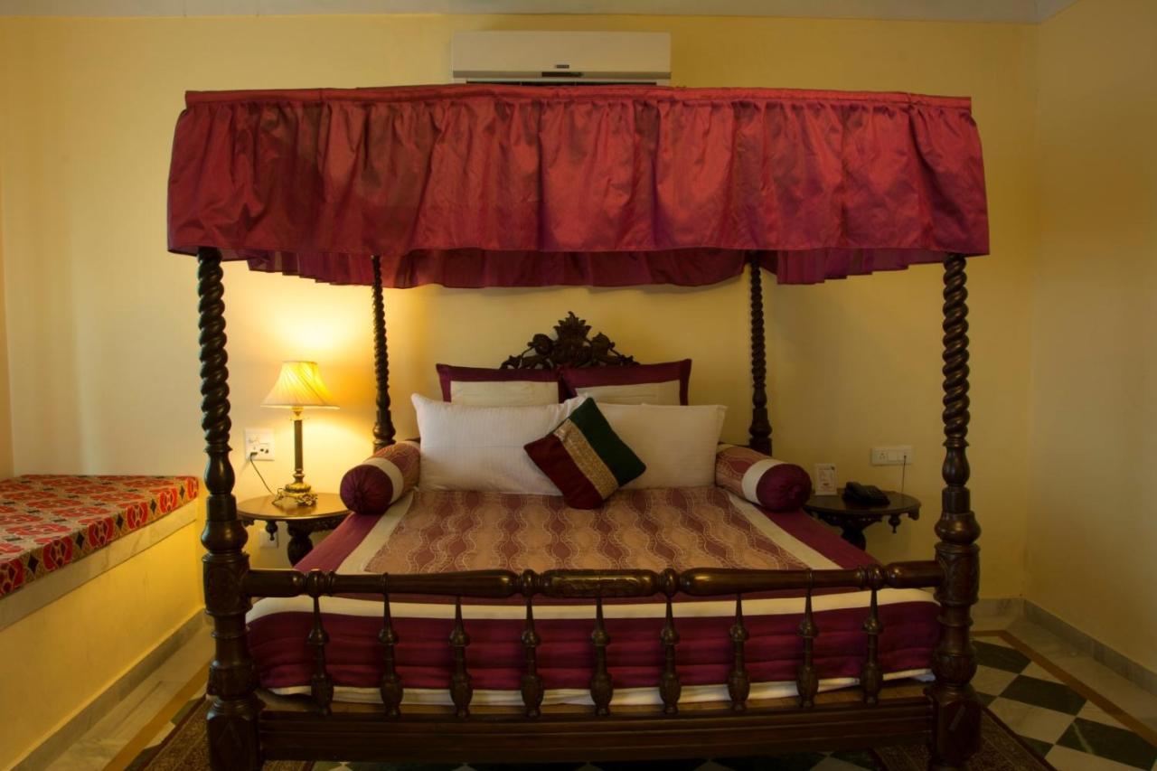 אורצ'ה V Resorts Rajmahal מראה חיצוני תמונה
