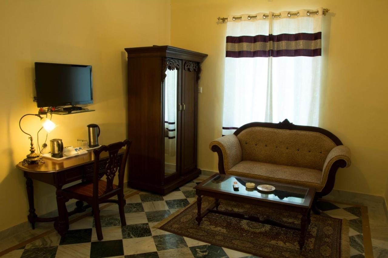 אורצ'ה V Resorts Rajmahal מראה חיצוני תמונה