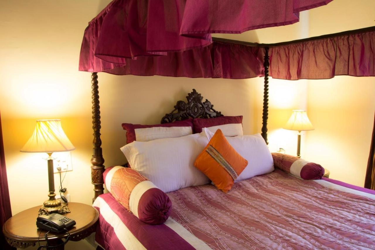 אורצ'ה V Resorts Rajmahal מראה חיצוני תמונה