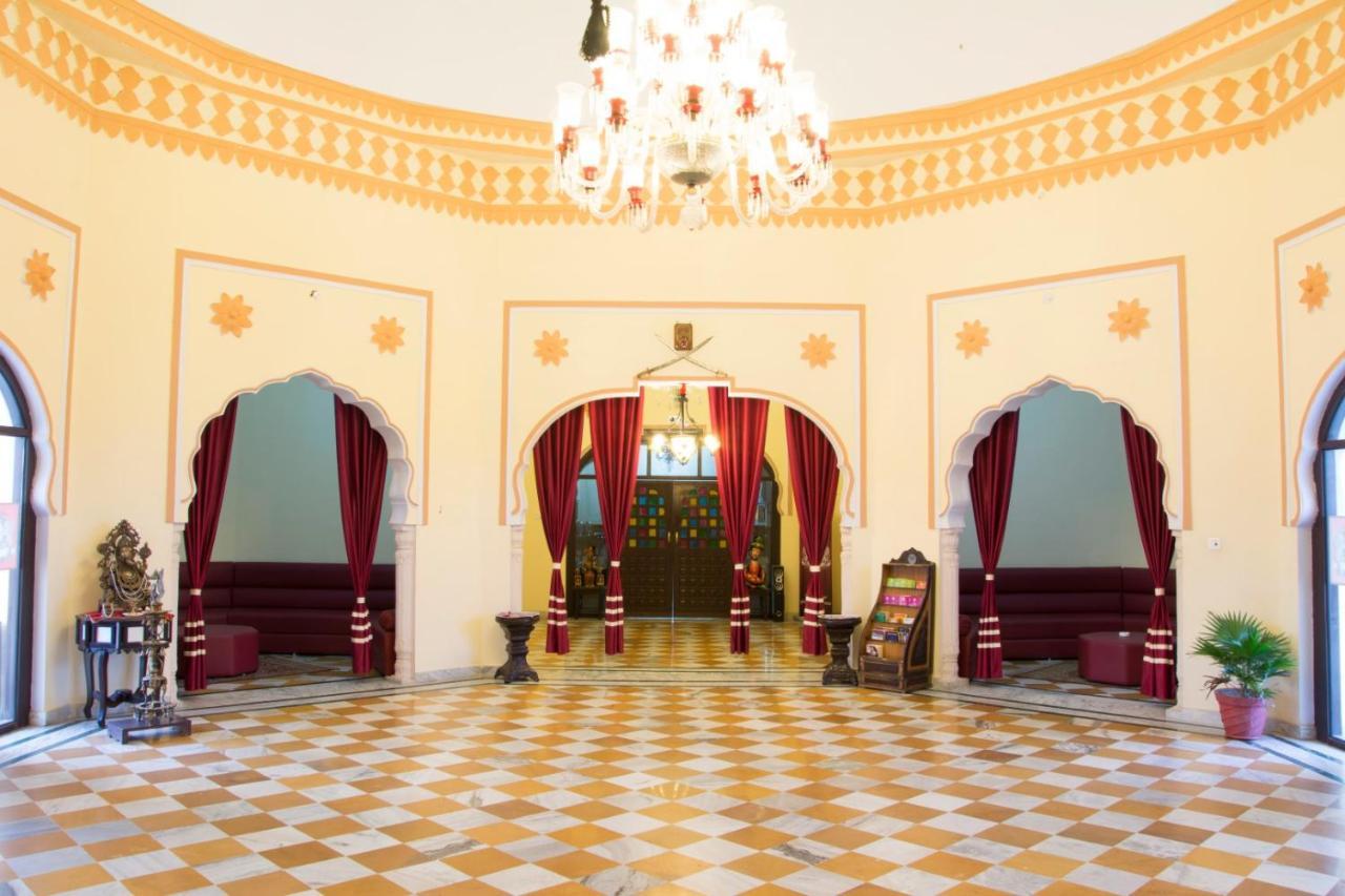 אורצ'ה V Resorts Rajmahal מראה חיצוני תמונה